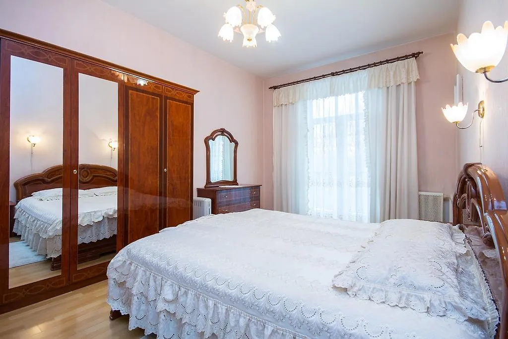 Apartment Стильные Апартаменты Центр,Вокзал